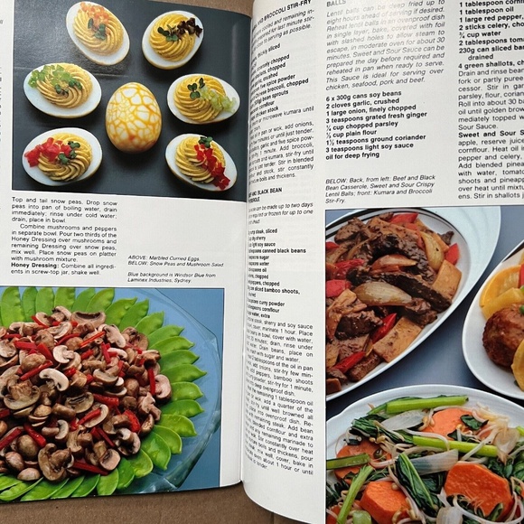 Oriental Dinner Party Cookbook Australian Weekly Thailand Japan India Korea - Picture 10 of 11
